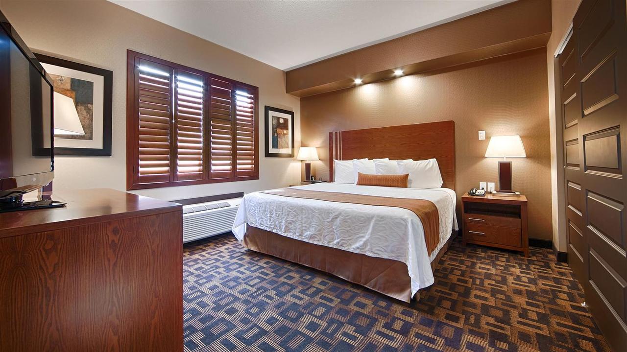 Days Inn By Wyndham Redwater Room photo